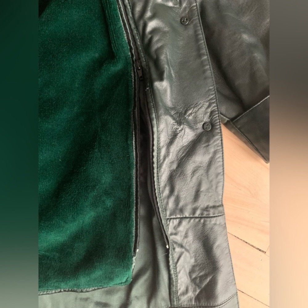 VINTAGE - Green Leather Coat with Genuine Fur Hood Oversized 90s Statement Coat - Picture 12 of 15